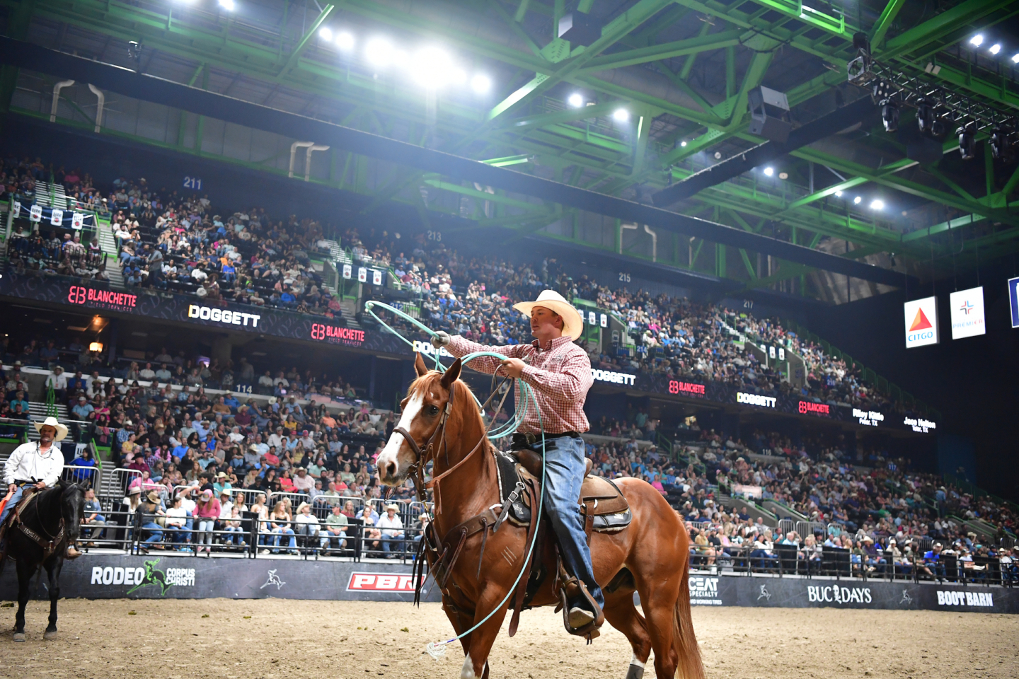 Collegiate Team Ropers Look To Continue Their Triple Crown Of Rodeo ...